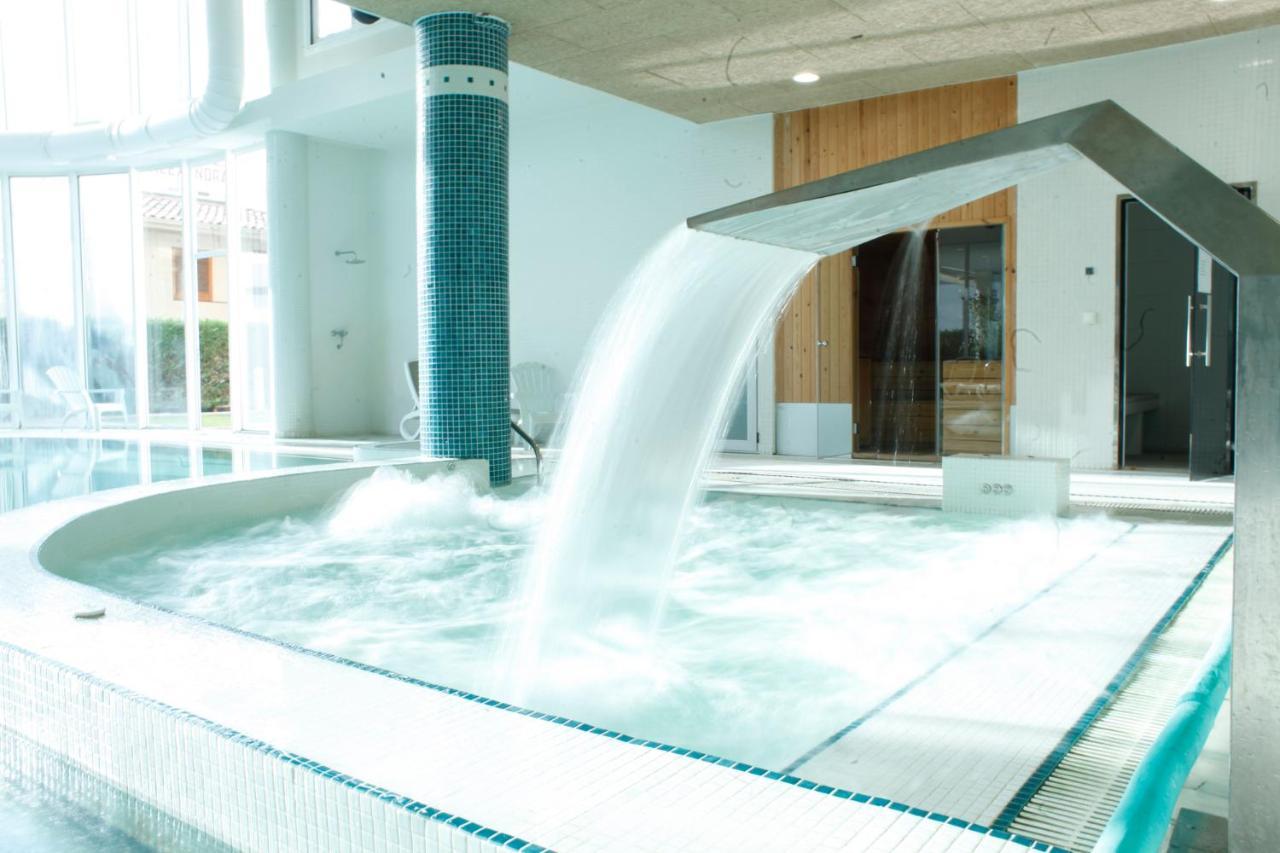 Hotel & Apartaments Thalassa Sport & Spa Roses Ngoại thất bức ảnh