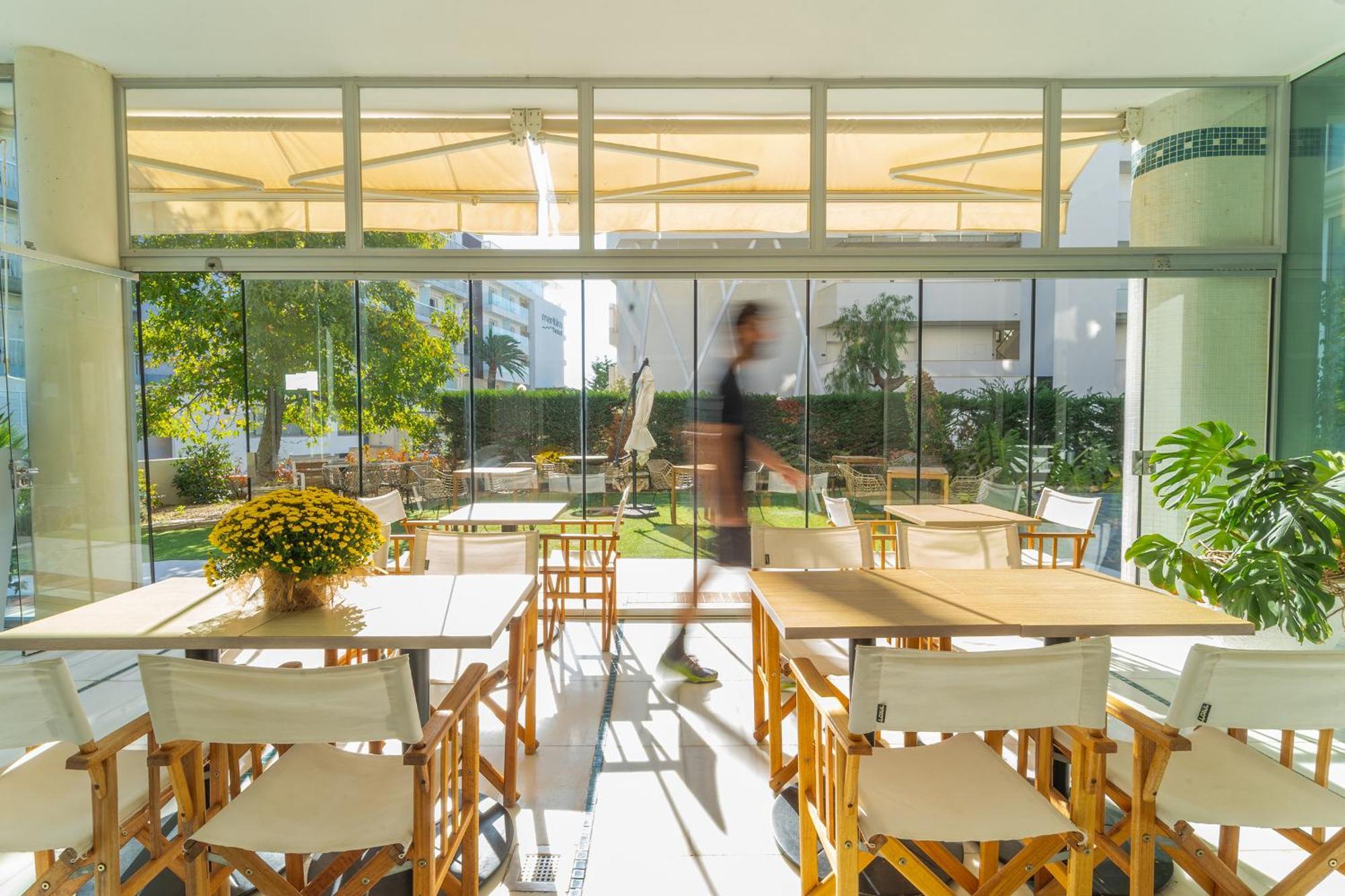 Hotel & Apartaments Thalassa Sport & Spa Roses Ngoại thất bức ảnh