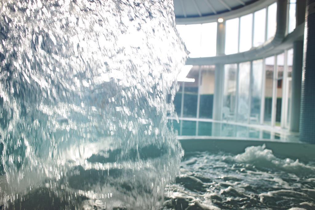 Hotel & Apartaments Thalassa Sport & Spa Roses Ngoại thất bức ảnh