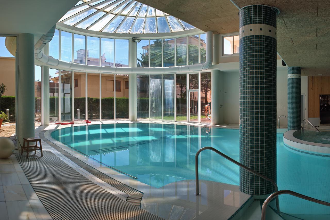 Hotel & Apartaments Thalassa Sport & Spa Roses Ngoại thất bức ảnh